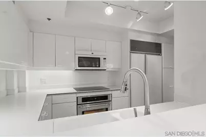  100 Harbor Drive #906, San Diego, CA 92101 - Photo 14