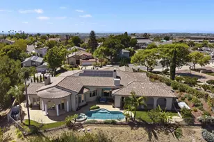 7020 El Fuerte St, Carlsbad, CA 92009 - Photo 2