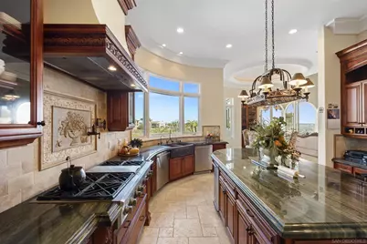  7020 El Fuerte St, Carlsbad, CA 92009 - Photo 10