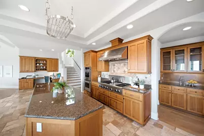  7149 Obelisco Cir, Carlsbad, CA 92009 - Photo 18
