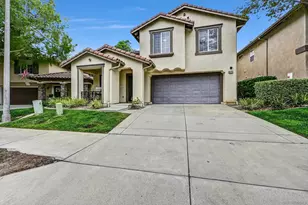 1645 Magnolia Cir, Vista, CA 92081 - Photo 2