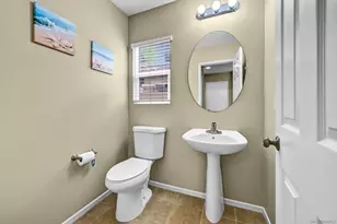 1645 Magnolia Cir, Vista, CA 92081 - Photo 6