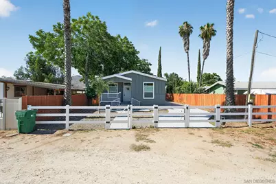  33112 Haddock St, Winchester, CA 92596 - Photo 2