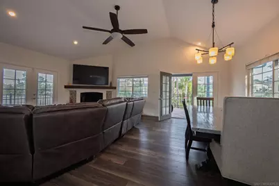  444 Avalon Dr., Vista, CA 92084 - Photo 10