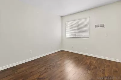  2950 Broadway #16, San Diego, CA 92102 - Photo 12