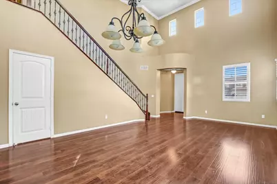  1334 Pyramid Peak St, Chula Vista, CA 91913 - Photo 8