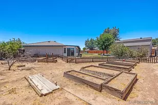 12450 Algonquin Rd, Apple Valley, CA 92308 - Photo 44