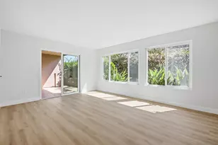 930 Via Mil Cumbres, Solana Beach, CA 92075 - Photo 12