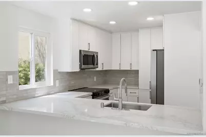  930 Via Mil Cumbres #151, Solana Beach, CA 92075 - Photo 6