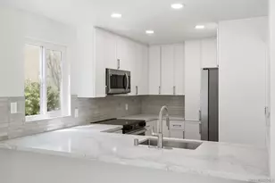 930 Via Mil Cumbres, Solana Beach, CA 92075 - Photo 6