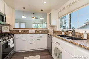 16470 Avenida Venusto, San Diego, CA 92127 - Photo 10
