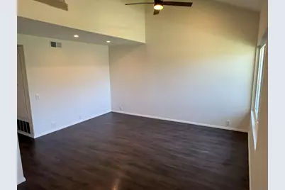 10873 Caravelle Pl, San Diego, CA 92124 - Photo 4