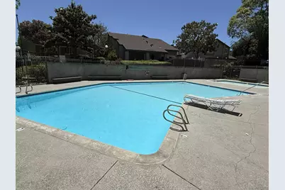  10873 Caravelle Pl, San Diego, CA 92124 - Photo 36