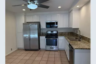  10873 Caravelle Pl, San Diego, CA 92124 - Photo 8
