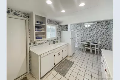 6463 Lake Mere Ct, San Diego, CA 92119 - Photo 16