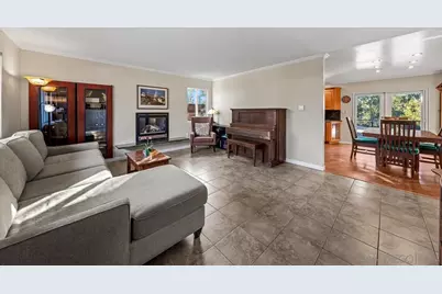  7212 Florey St, San Diego, CA 92122 - Photo 8