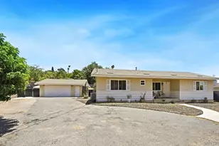 1500 S Citrus Ave, Escondido, CA 92027 - Photo 1
