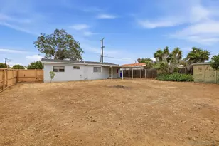 5001 Barstow St, San Diego, CA 92117 - Photo 2
