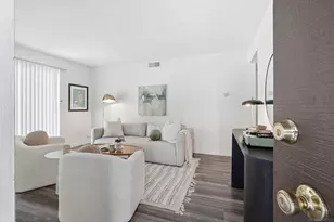 6878 Navajo Rd, San Diego, CA 92119 - Photo 14