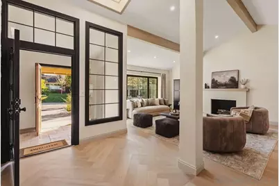  8390 Cliffridge, La Jolla, CA 92037 - Photo 10
