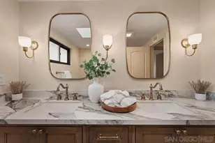 8390 Cliffridge, La Jolla, CA 92037 - Photo 26