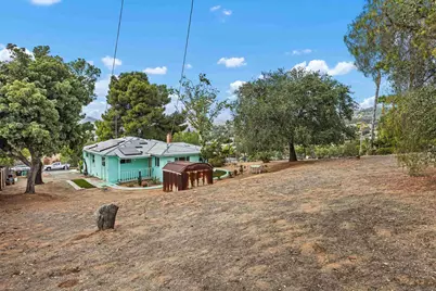  2439 Patterson Rd, Escondido, CA 92027 - Photo 10