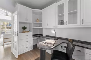 640 Camino De La Reina, San Diego, CA 92108 - Photo 6