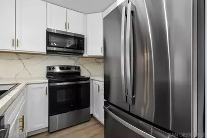  1855 Diamond #5-230, San Diego, CA 92109 - Photo 8