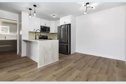  1855 Diamond #5-230, San Diego, CA 92109 - Photo 4