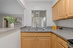 8065 Caminito de Pizza, San Diego, CA 92108 - Photo 10