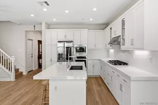 11362 Jacob Ln, San Diego, CA 92129 - Photo 2