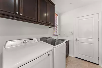  10449 Monterey Ridge Dr, San Diego, CA 92127 - Photo 16