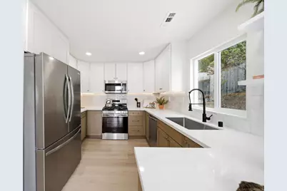  4325 Via Tercero, Oceanside, CA 92056 - Photo 4