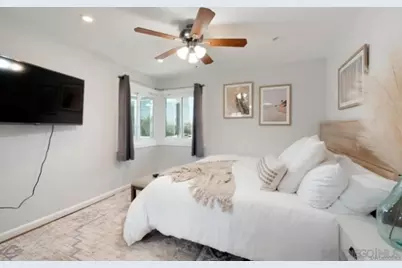  1470 Evergreen, San Diego, CA 92106 - Photo 20