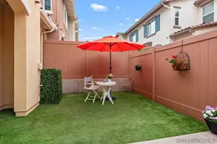 1305 Isabella Way, Vista, CA 92084 - Photo 6