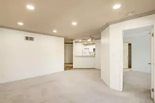 7545 Charmant, San Diego, CA 92122 - Photo 12