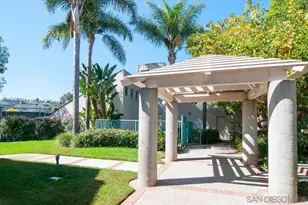 2726 Ariane Dr, San Diego, CA 92117 - Photo 32