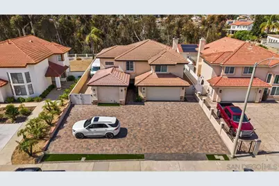  971 E J Street, Chula Vista, CA 91910 - Photo 2
