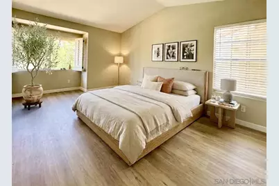  10911 Creekbridge Place, San Diego, CA 92128 - Photo 10