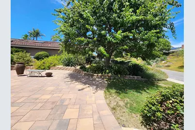  723 Santa Camelia, Solana Beach, CA 92075 - Photo 2