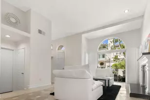 5117 Renaissance Ave, San Diego, CA 92122 - Photo 10
