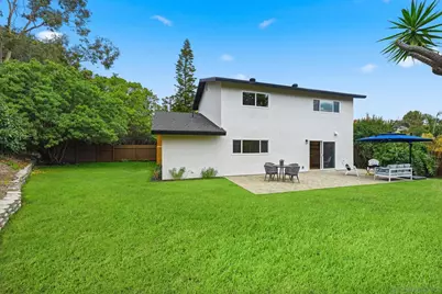  2610 Chestnut Ave, Carlsbad, CA 92010 - Photo 40