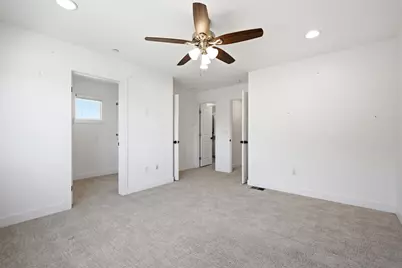  1323 Felspar Street, San Diego, CA 92109 - Photo 16
