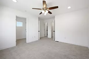 1323 Felspar St, San Diego, CA 92109 - Photo 16