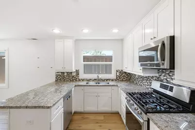  1323 Felspar Street, San Diego, CA 92109 - Photo 14
