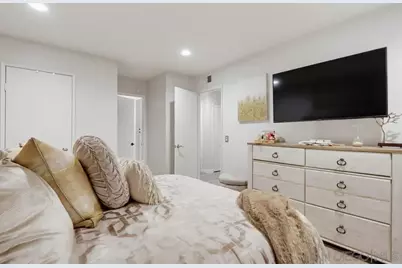  22232 S Vermont Ave #104D, Torrance, CA 90502 - Photo 28