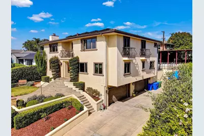  2540 Chatsworth, San Diego, CA 92106 - Photo 4