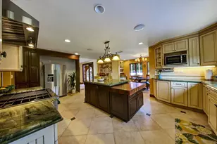2540 Chatsworth, San Diego, CA 92106 - Photo 8