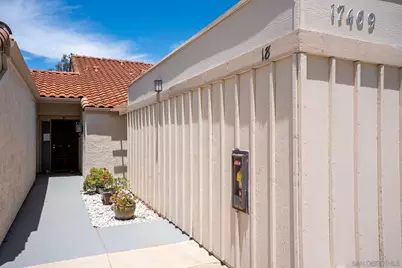  17469 Plaza Abierto #18, San Diego, CA 92128 - Photo 2