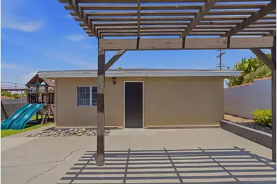  90 K St, Chula Vista, CA 91911 - Photo 42